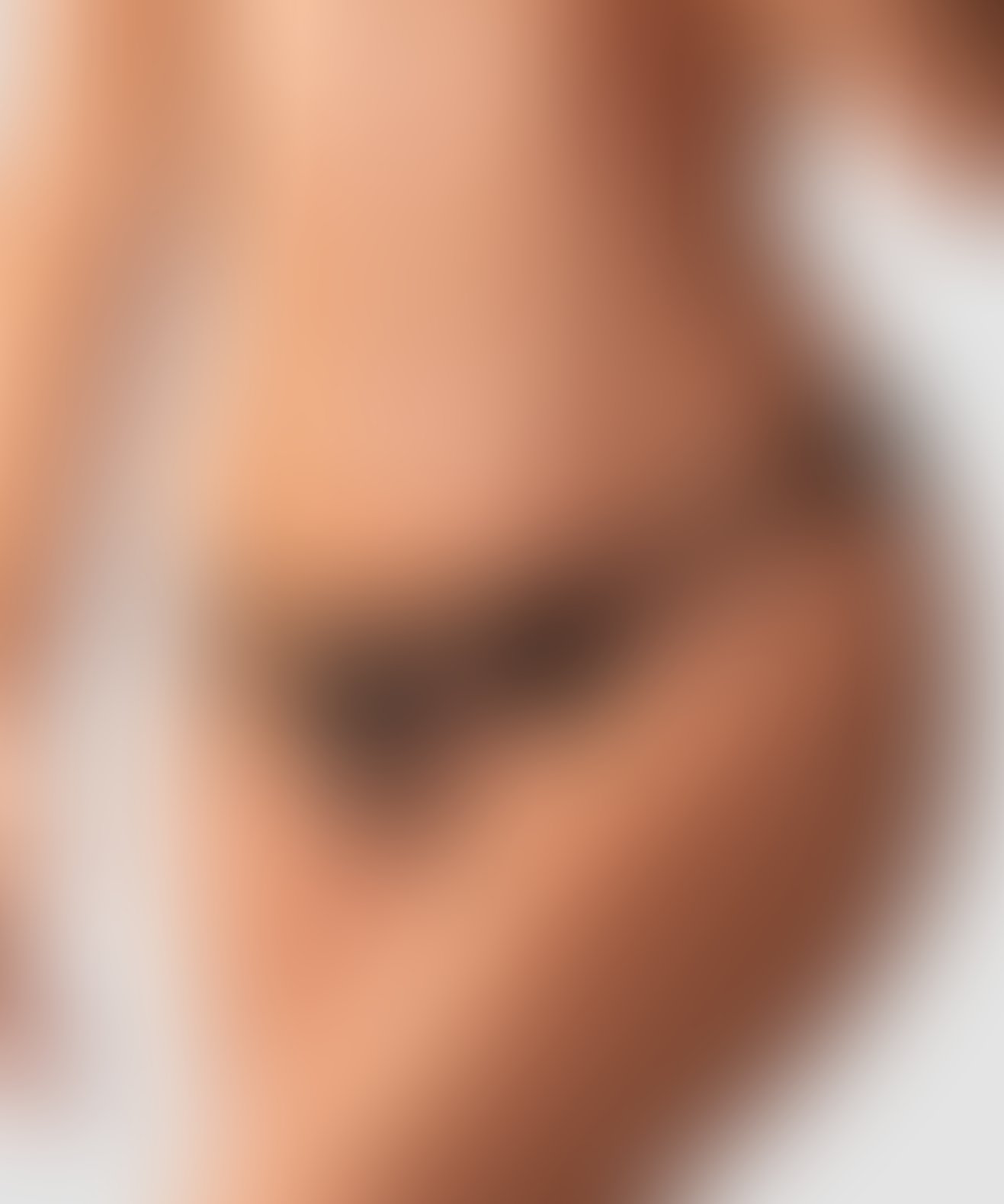 Obsessive Picantina černé tanga s otvorem