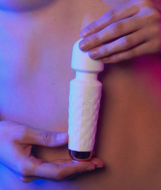 Dorcel Mini Wanderful Mini Wand vibrátor White