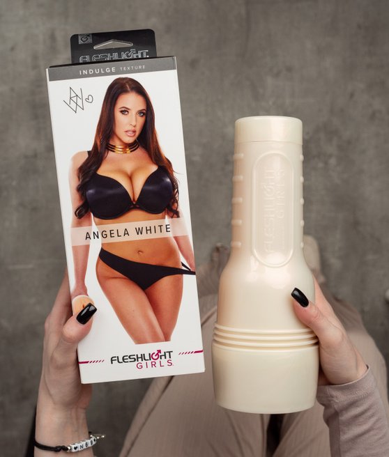 Fleshlight® Girls Angela White masturbátor umělá vagina
