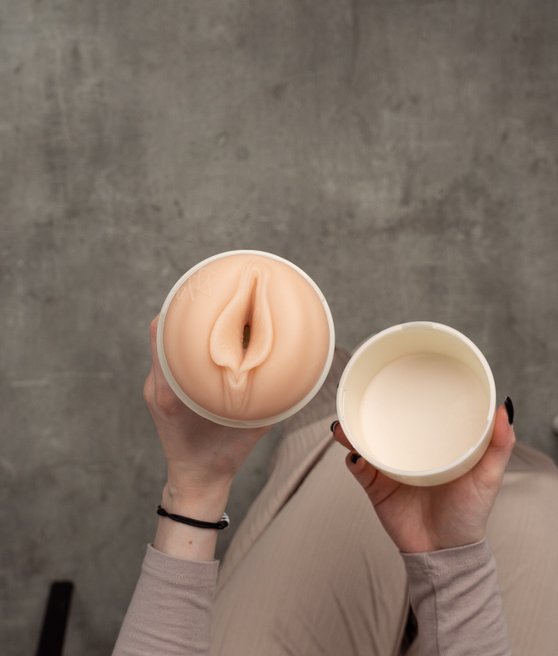 Fleshlight® Girls Angela White masturbátor umělá vagina