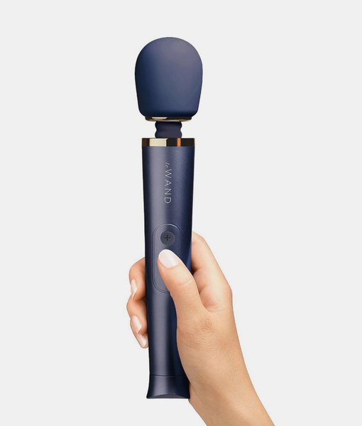 LE WAND PETITE RECHARGEABLE VIBRATING MASSAGER NAVY