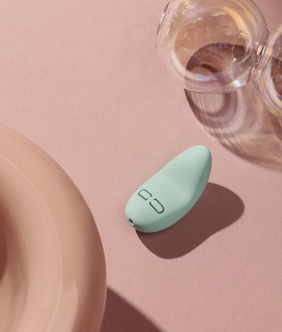 Lelo Lily 3 Personal Massager Polar Green