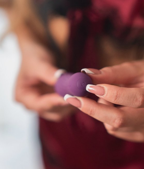 Svakom Tulip vibrátor Violet